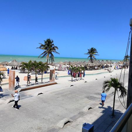 Playa Linda Hotel Progreso  Extérieur photo